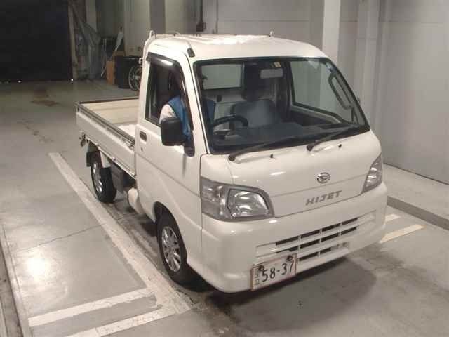 1096 DAIHATSU HIJET TRUCK S211P 2013 г. (JU Tokyo)